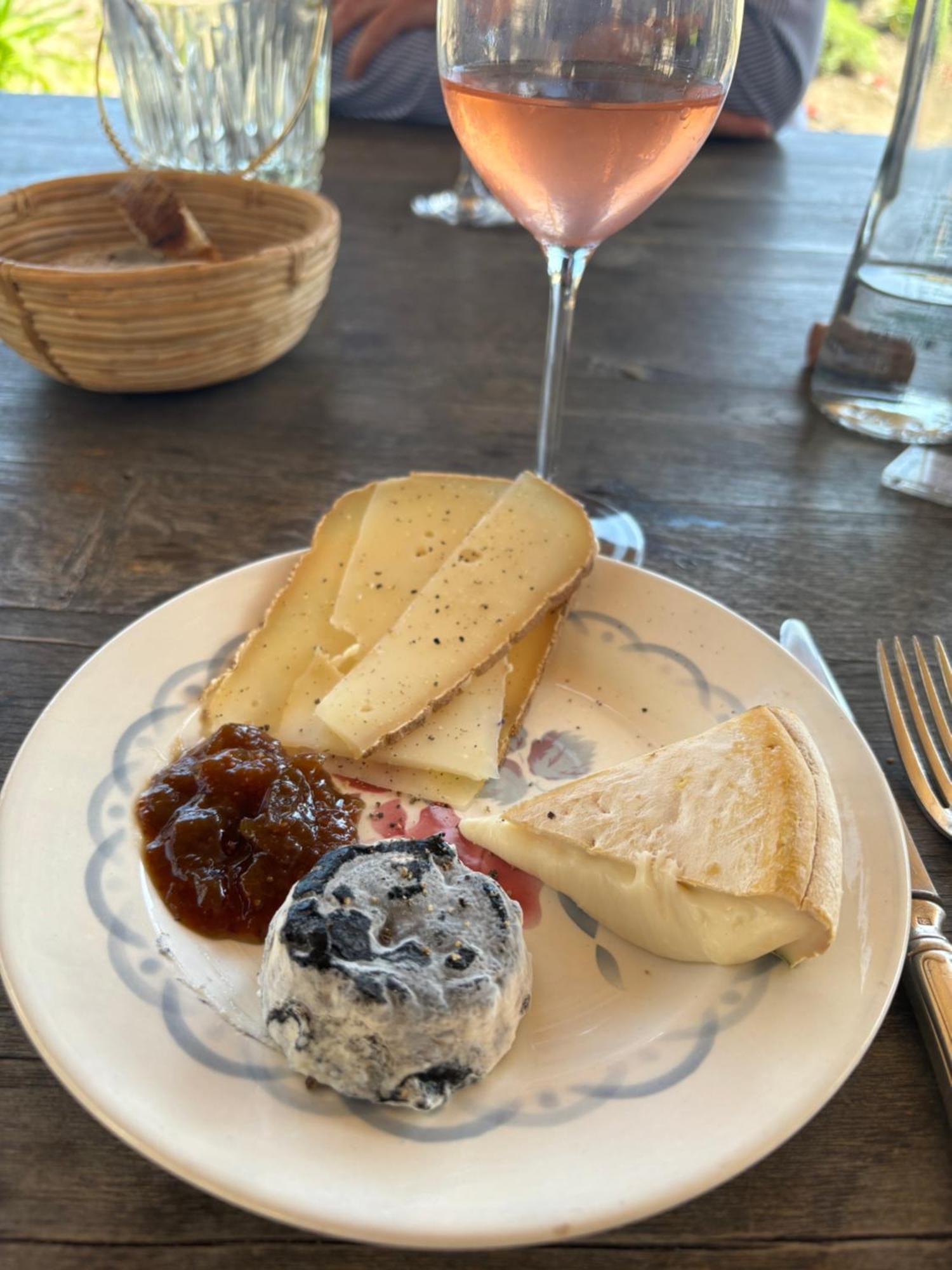 Domaine De Brancas And Petit Domaine De Brancas