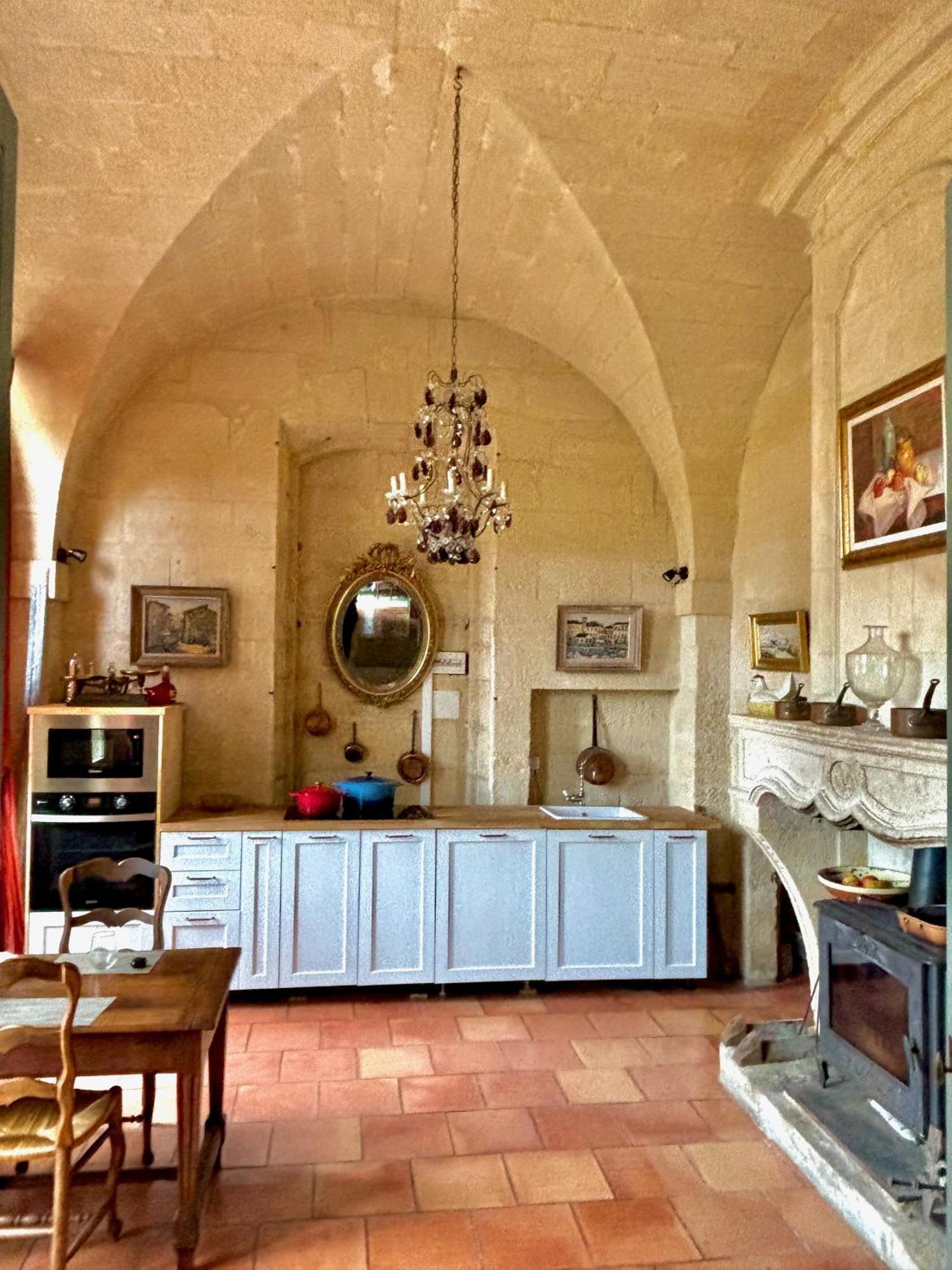 Domaine De Brancas And Petit Domaine De Brancas Beaucaire (Gard)